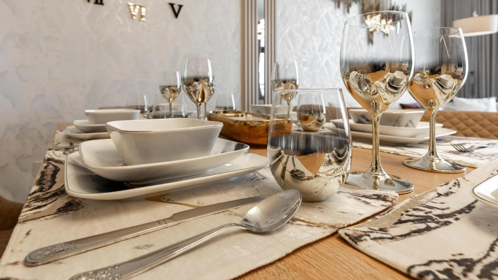 Globalstay Creek Rise Tower Elegant Apartments Dubai