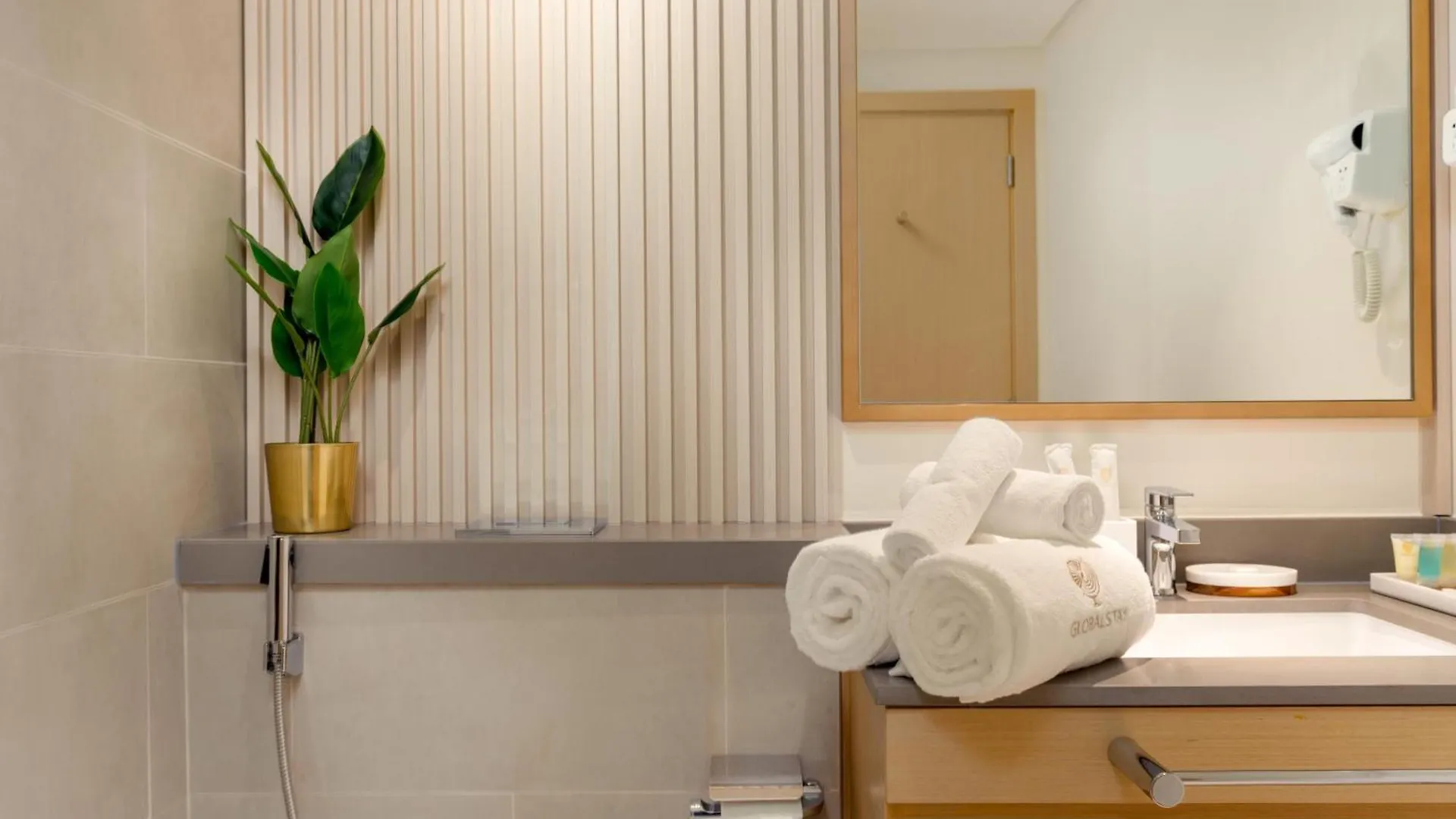 Globalstay Creek Rise Tower Elegant Apartments Dubai United Arab Emirates